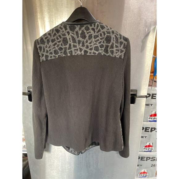 Peter Nygard Womens OX Animal Print Cardigan Sweater Jacket With Zipper & Pocket - Picture 8 of 16